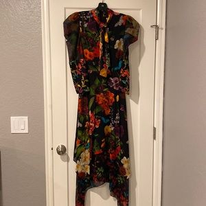 Tags still on, never been worn Alice & Olivia floral dress